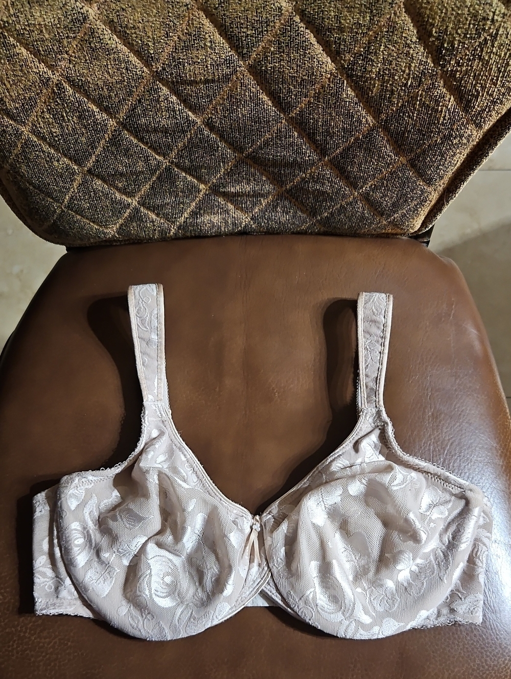 Wacoal Awareness Full Figure T-Shirt Unlined Underwire Floral Lace Bra Seamless